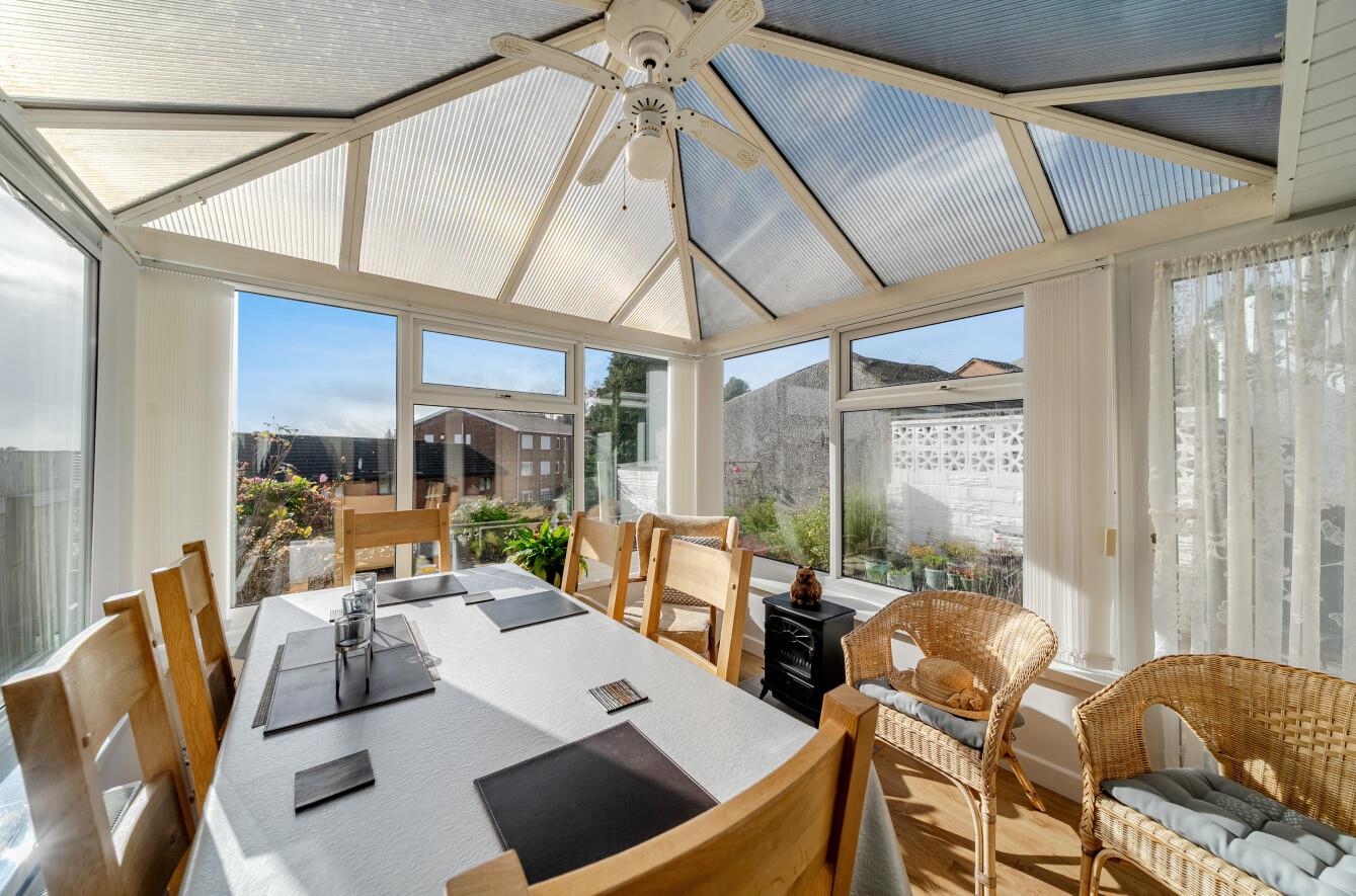 Hendremawr Close, Sketty, Swansea, SA2 9ND